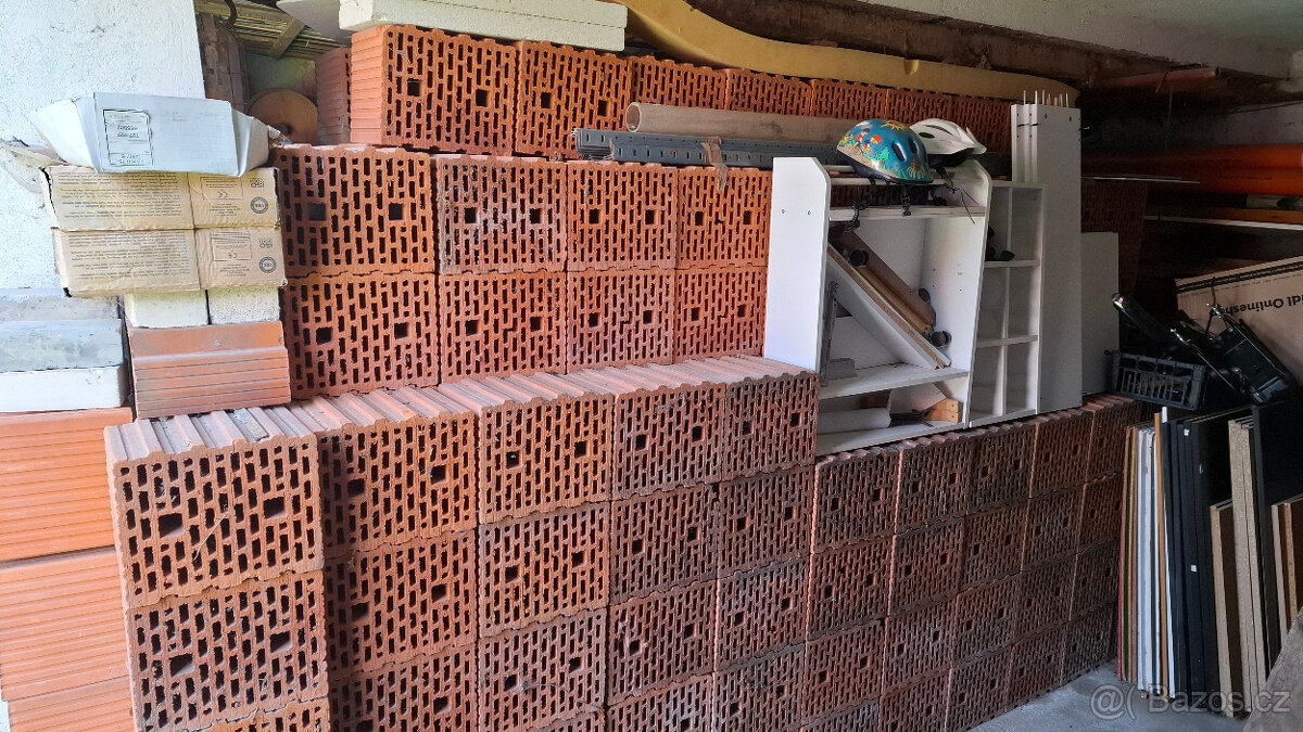 Prodam dute cihly 30x25x23,5