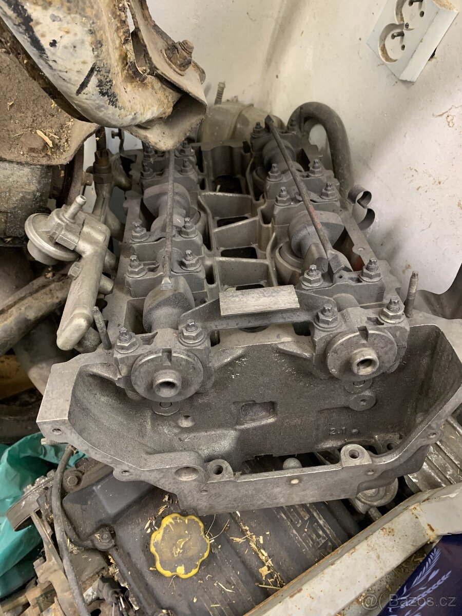 ford 2.0 DOHC motory