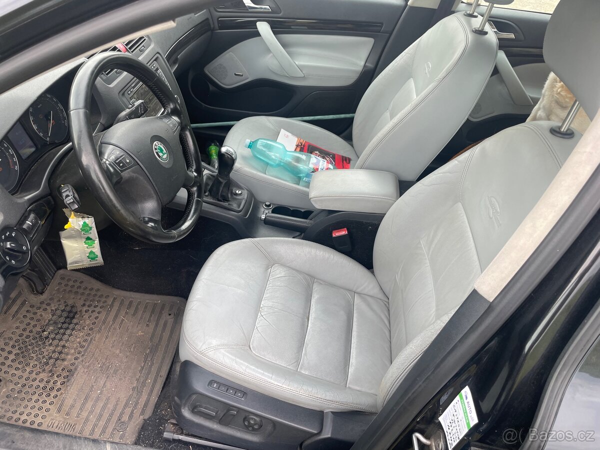Sedadla škoda octavia 2 hacback
