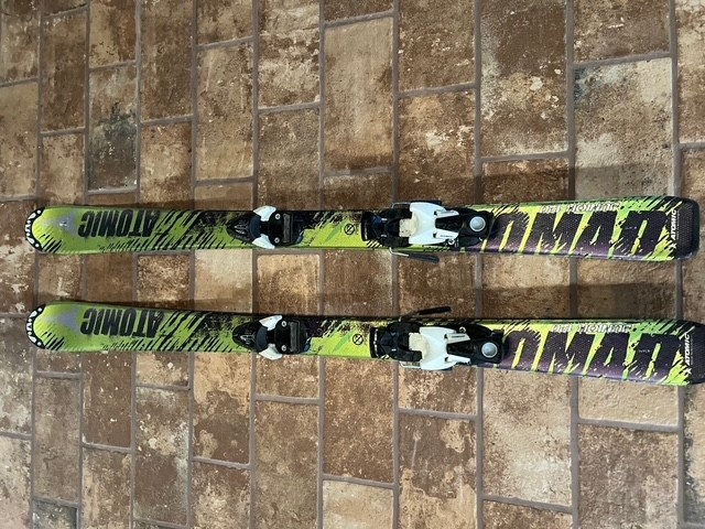 dětské lyže atomic 120cm