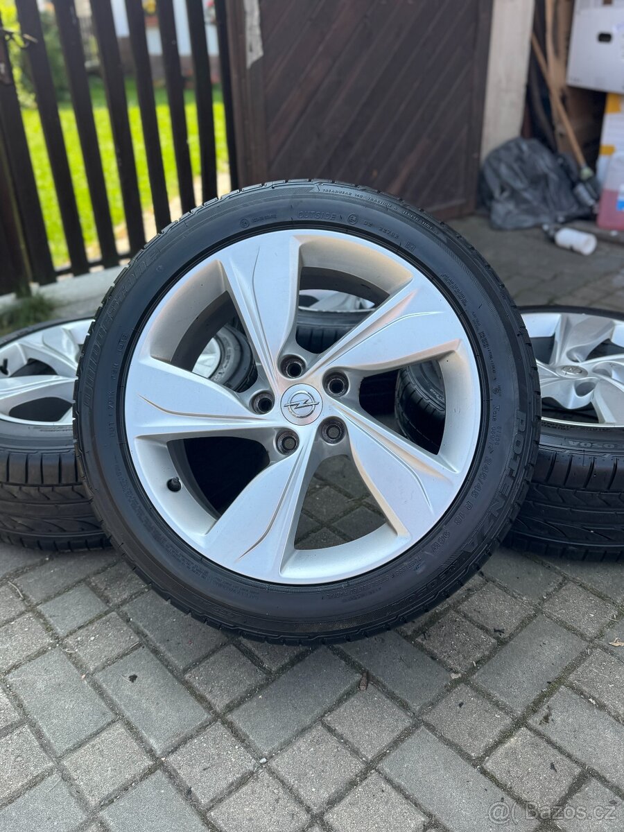 ORIGINÁL Alu OPEL INSIGNIA B R18, 5x115 - LETNÍ PNEU, TPMS