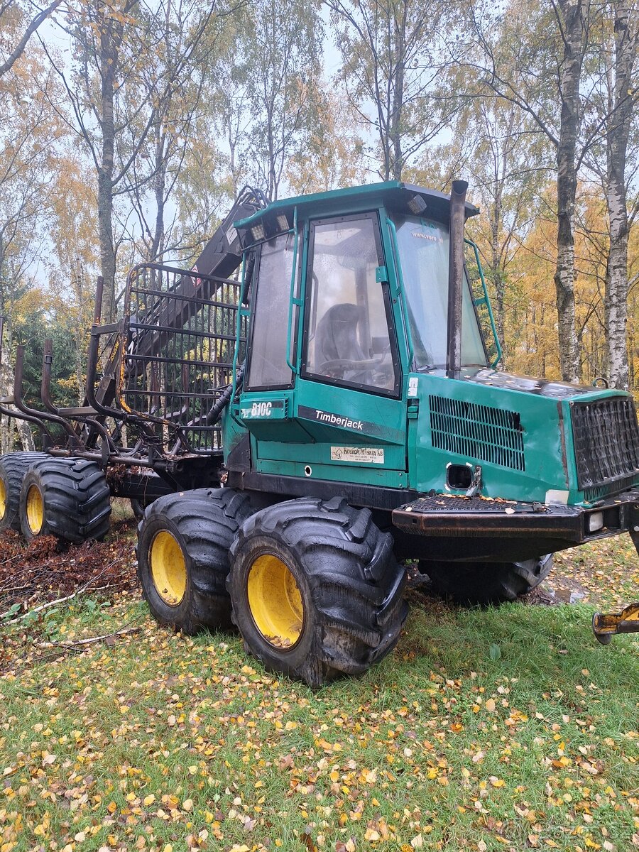 Vyvážečka Timberjack 810C
