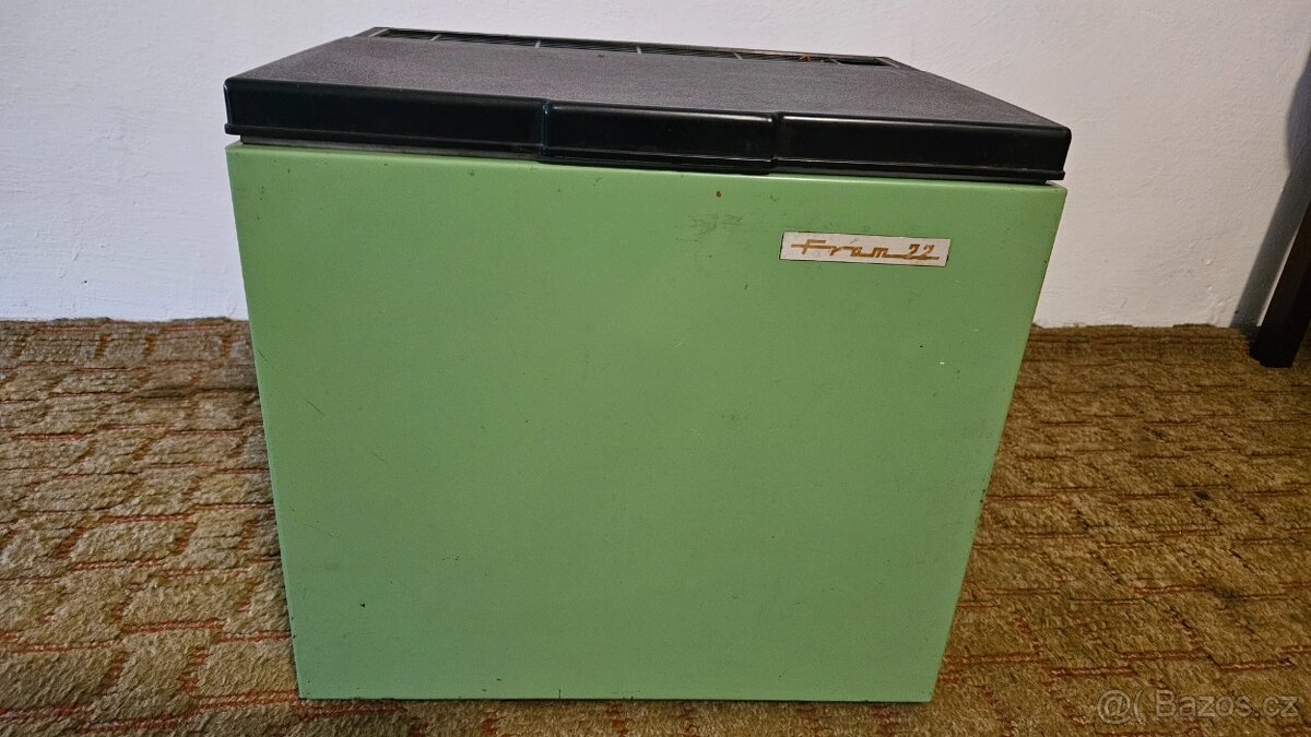 Prodám absorční ledničku do auta - 22 litrů