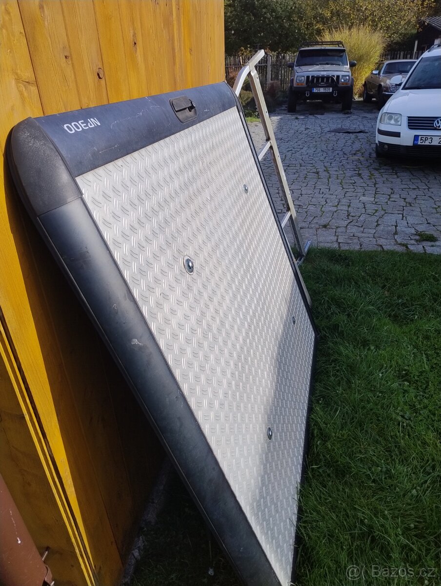 Nissan Navara D23 víko korby