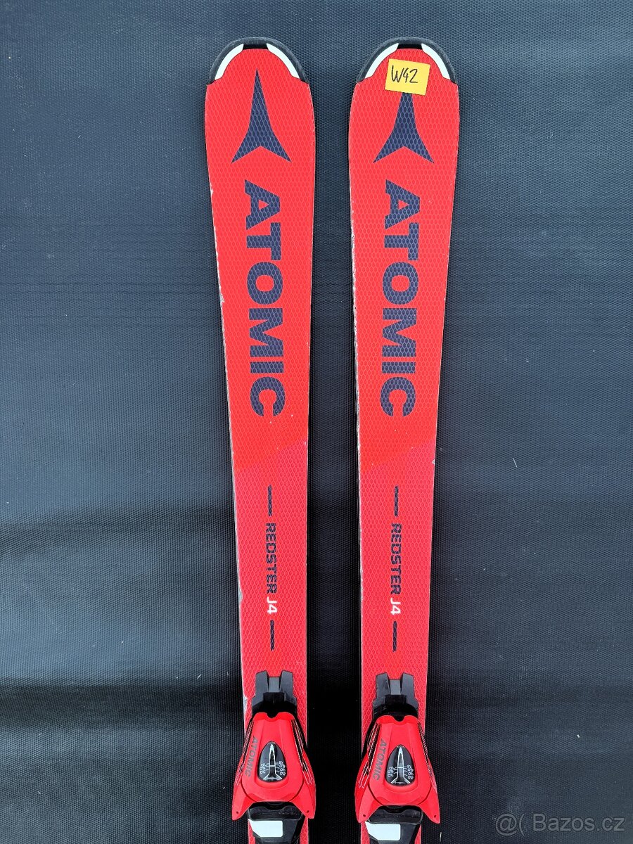 Juniorské lyže ATOMIC Redster J4 150 cm