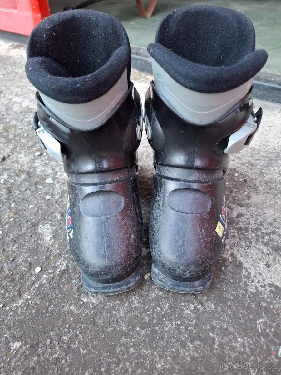 Prodám dětské lyžáky(přeskáče) Rossignol vel.18,5