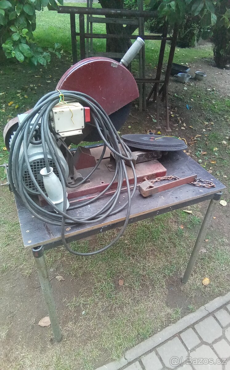 STOLNÍ KOTOUČOVÁ PILA NA KOV