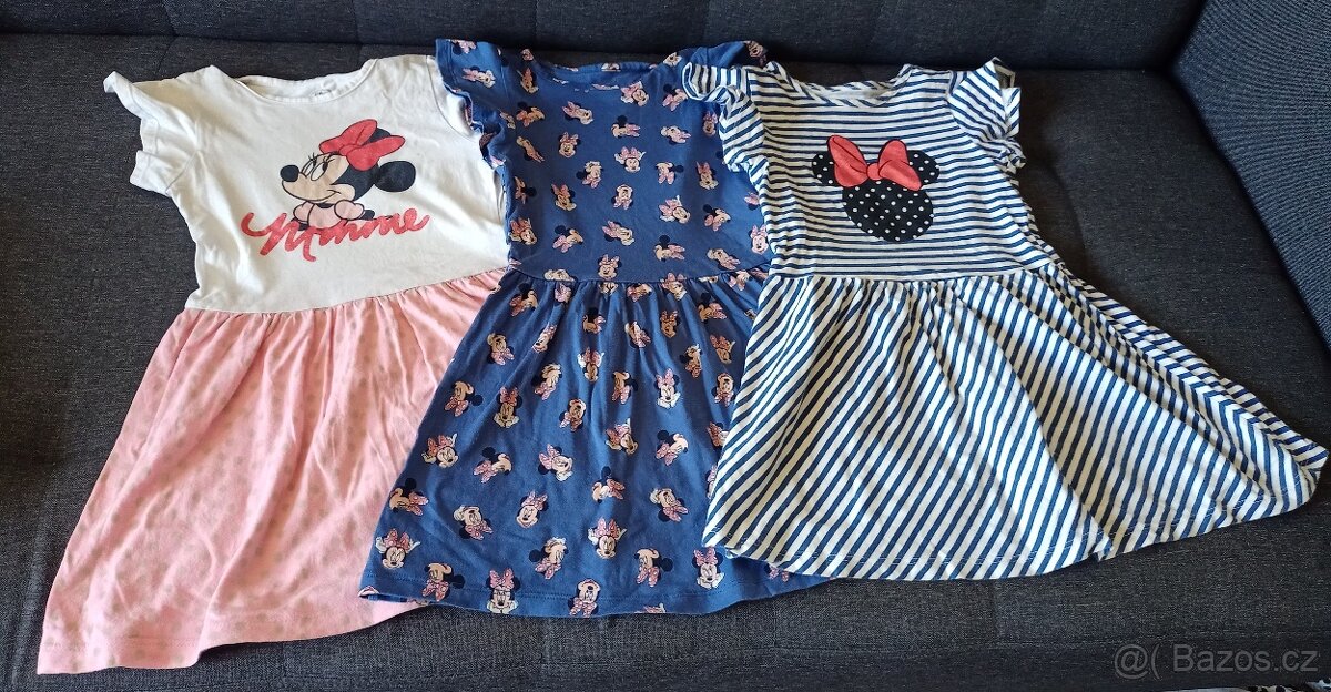 Dívčí šaty 4-5 let