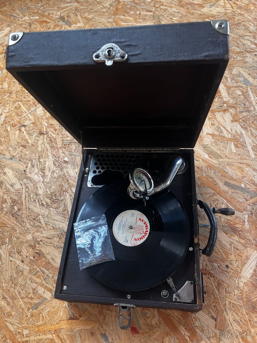 GRAMOFON NA KLIKU MOZART 1920