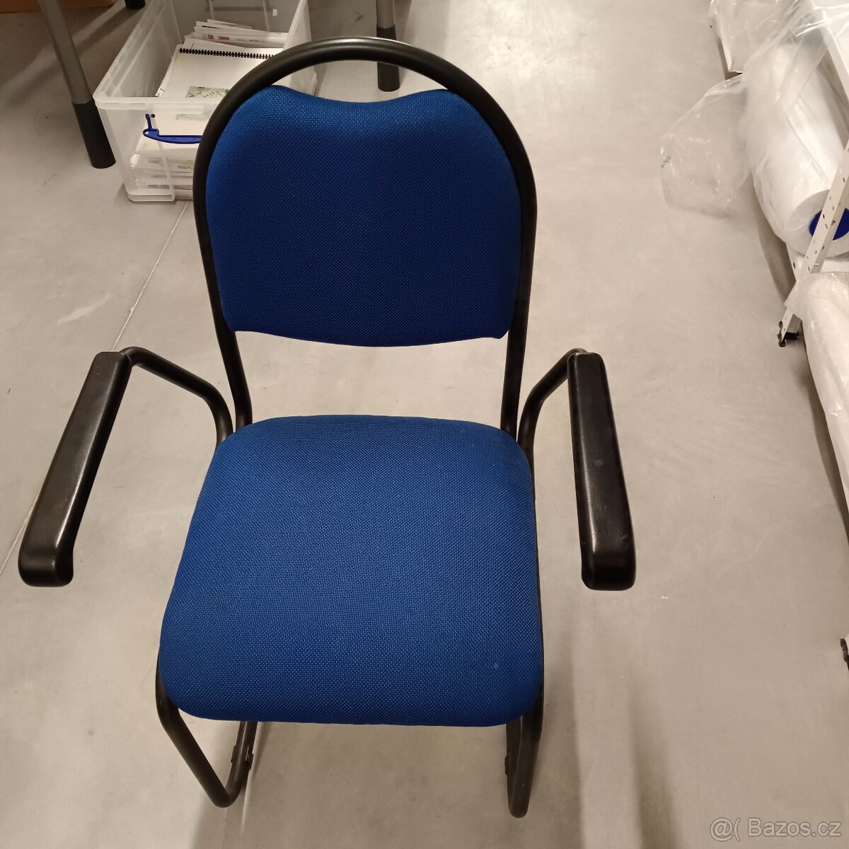 kancelařska židle tmavě modrá