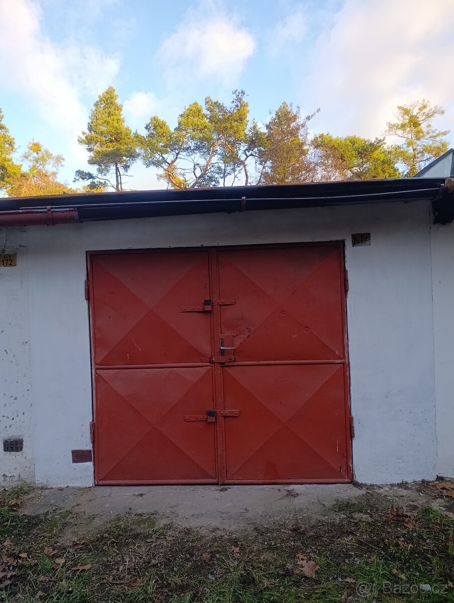 Pronájem garáže Kolín