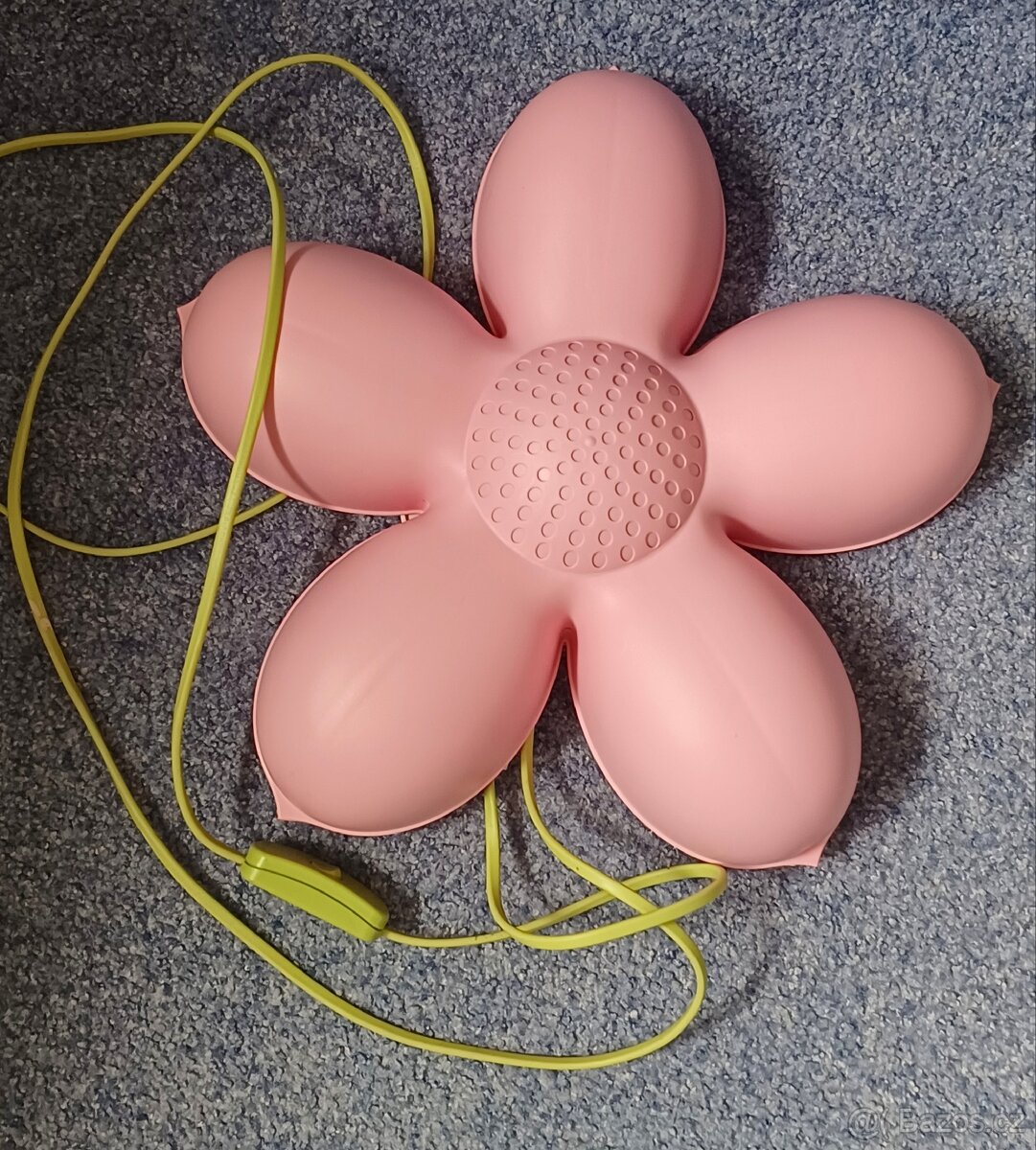 Dekorativní ikea lampa