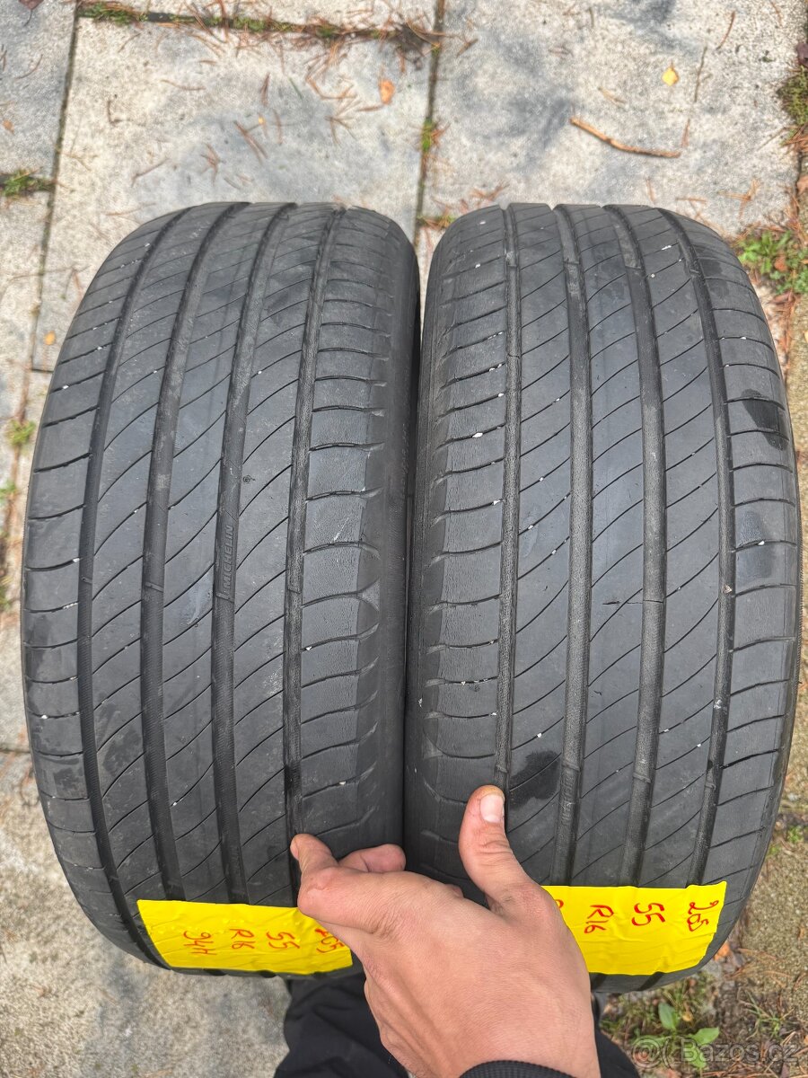Dvě letní pneu 205/55/16 Michelin..