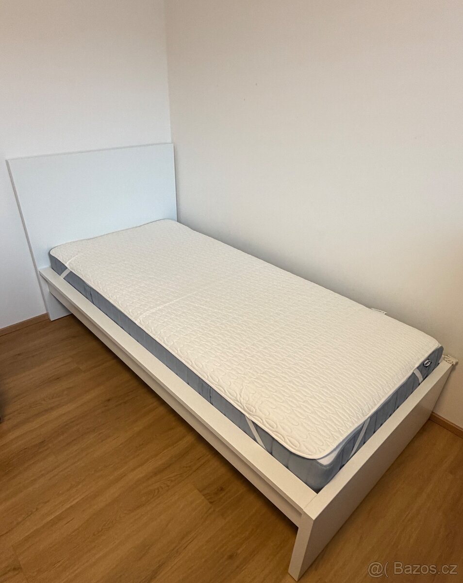 Postel IKEA MALM 90x200 cm