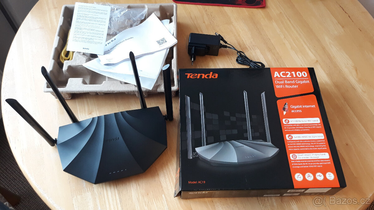 Tenda AC19 Dual Band AC2100 Router Gigabit 2,4GHz+5GHz