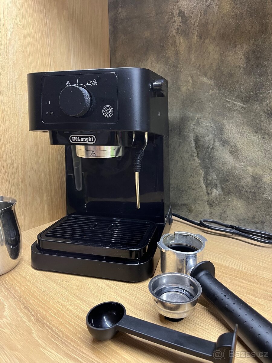 Kávovar Delonghi