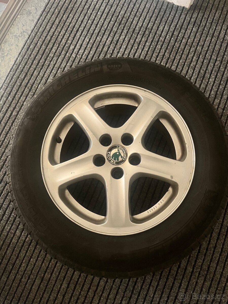 195/65 R15