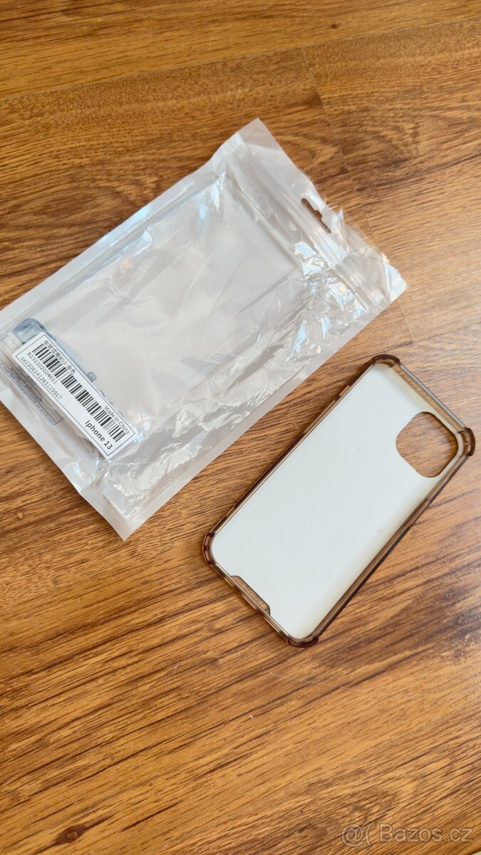 prodám 2x kryt na Iphone 13