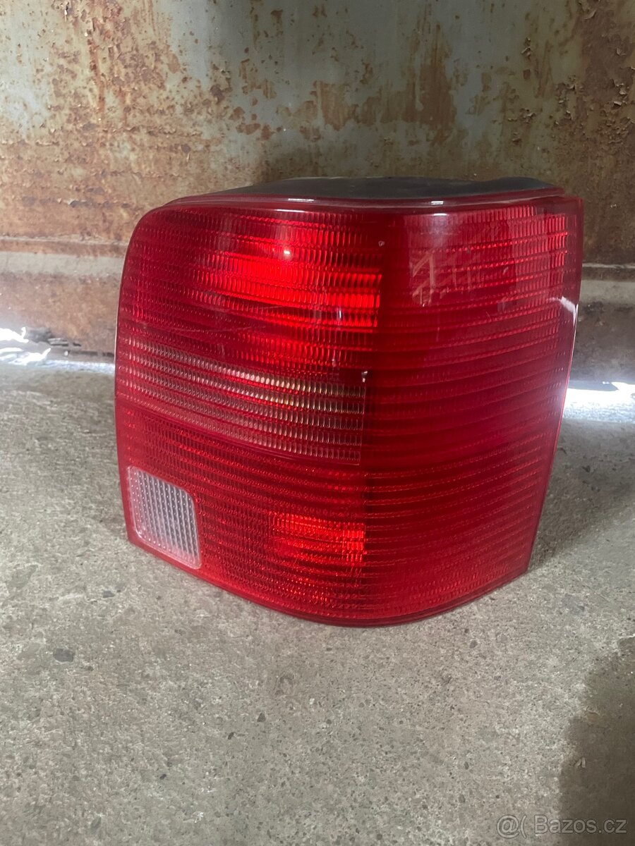 Zadní pravé světlo VW Passat b5