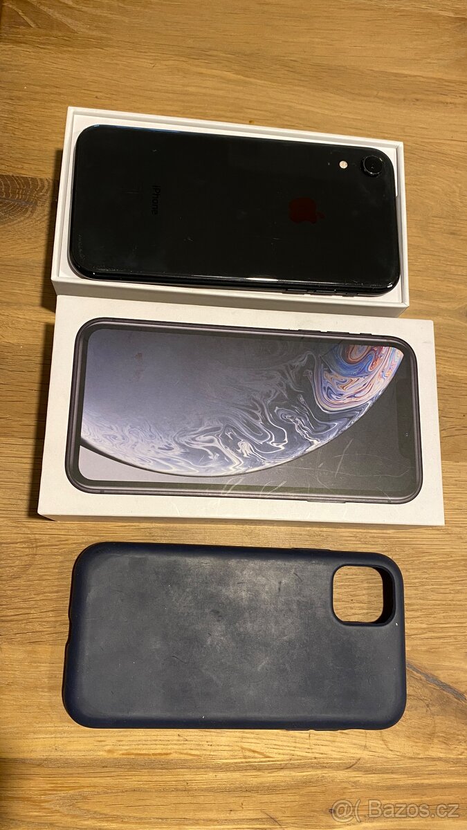 Prodám černý iPhone XR 64GB