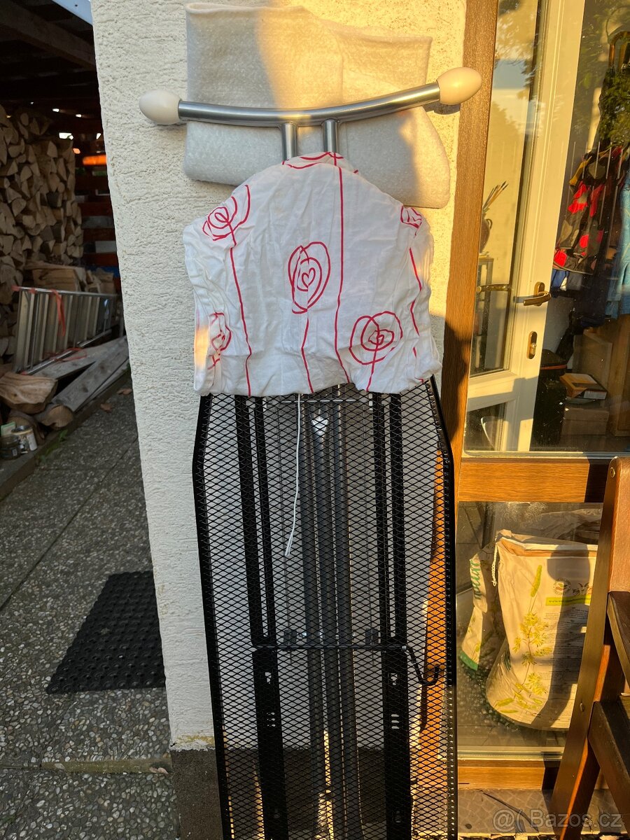 Daruji žehlící prkno Ikea
