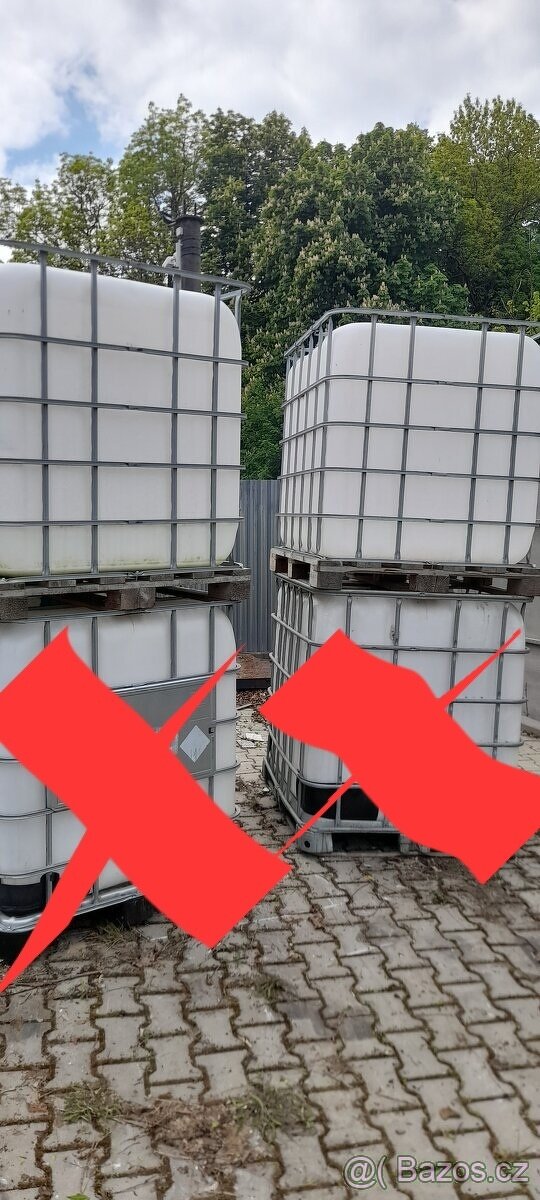 Nádrž 1000L
