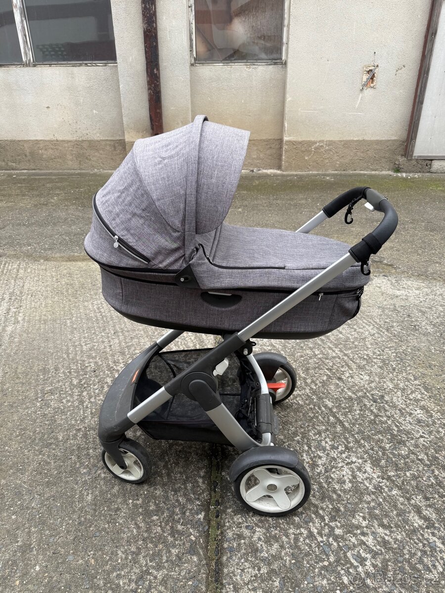 Stokke kocarek s korbou