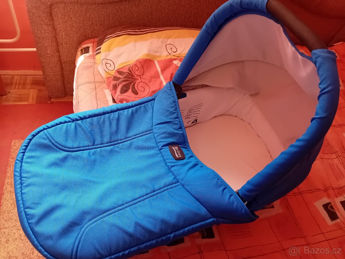 Korbicka britax blue sky velmi prostorná