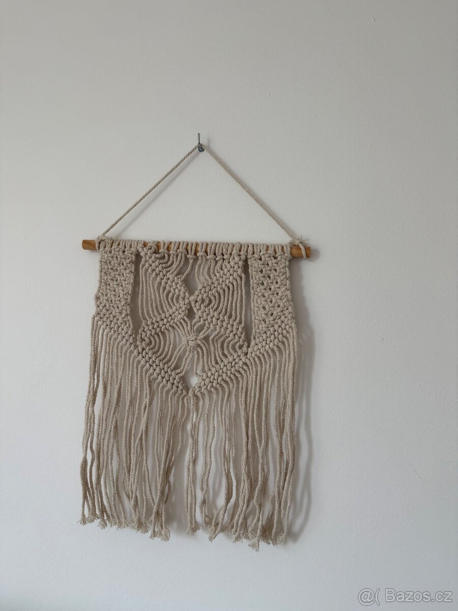 Nástěnná dekorace Macrame