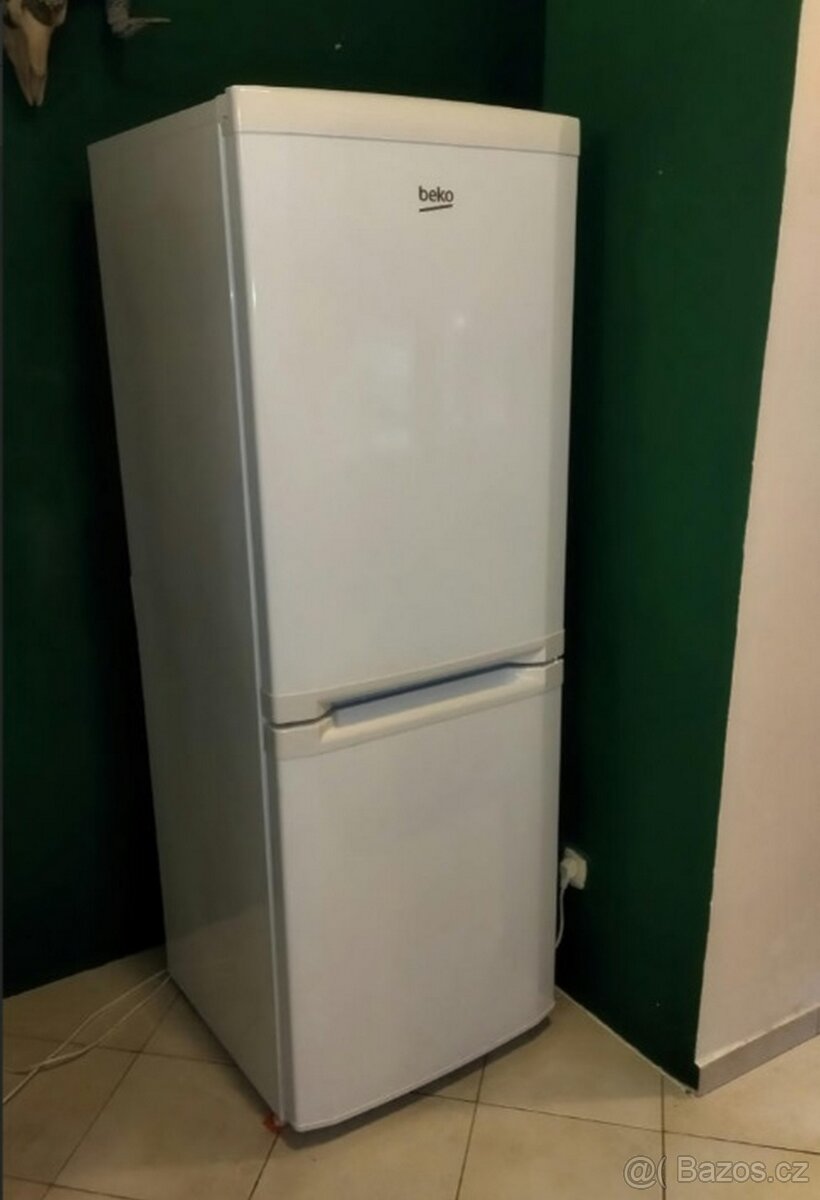 DOPRAVA pěkná A+ velká Beko úsporná lednice
