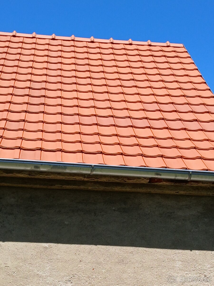 Střešní krytina.