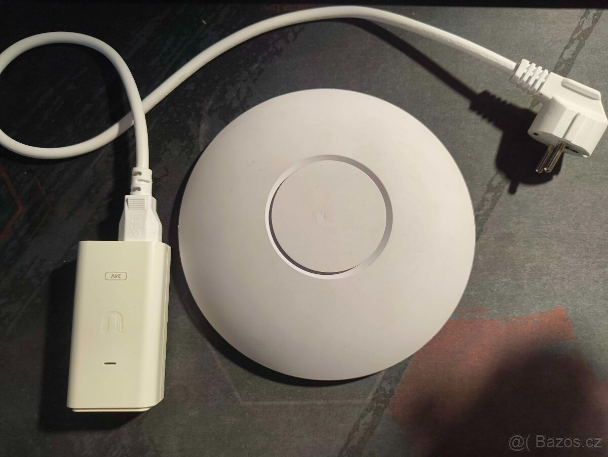 Unifi AP AC LR (Long Range) + PoE injektor