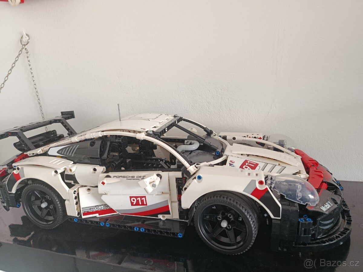 42096 Porsche 911 RSR