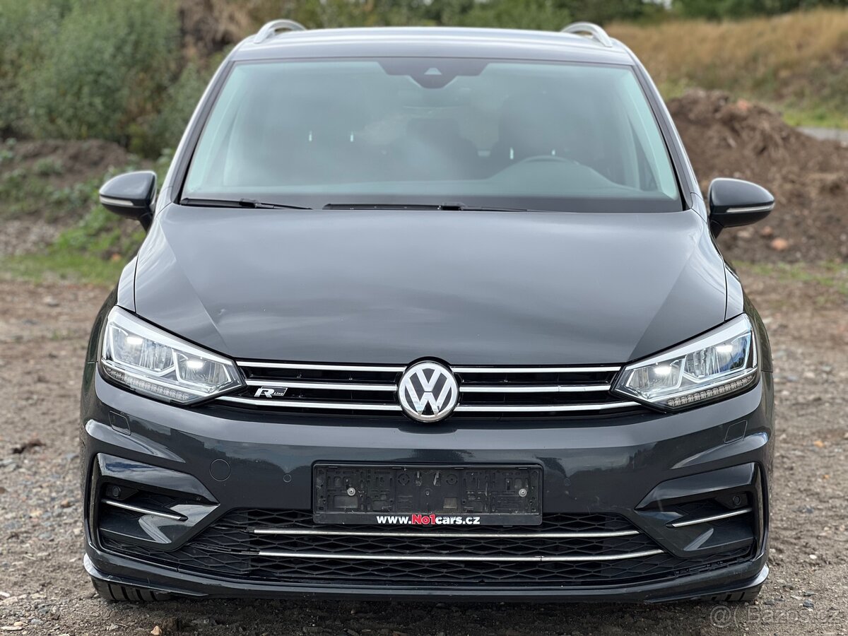 Vw Touran R-line 2.0 DSG 2017 Tazne/vybava / cena