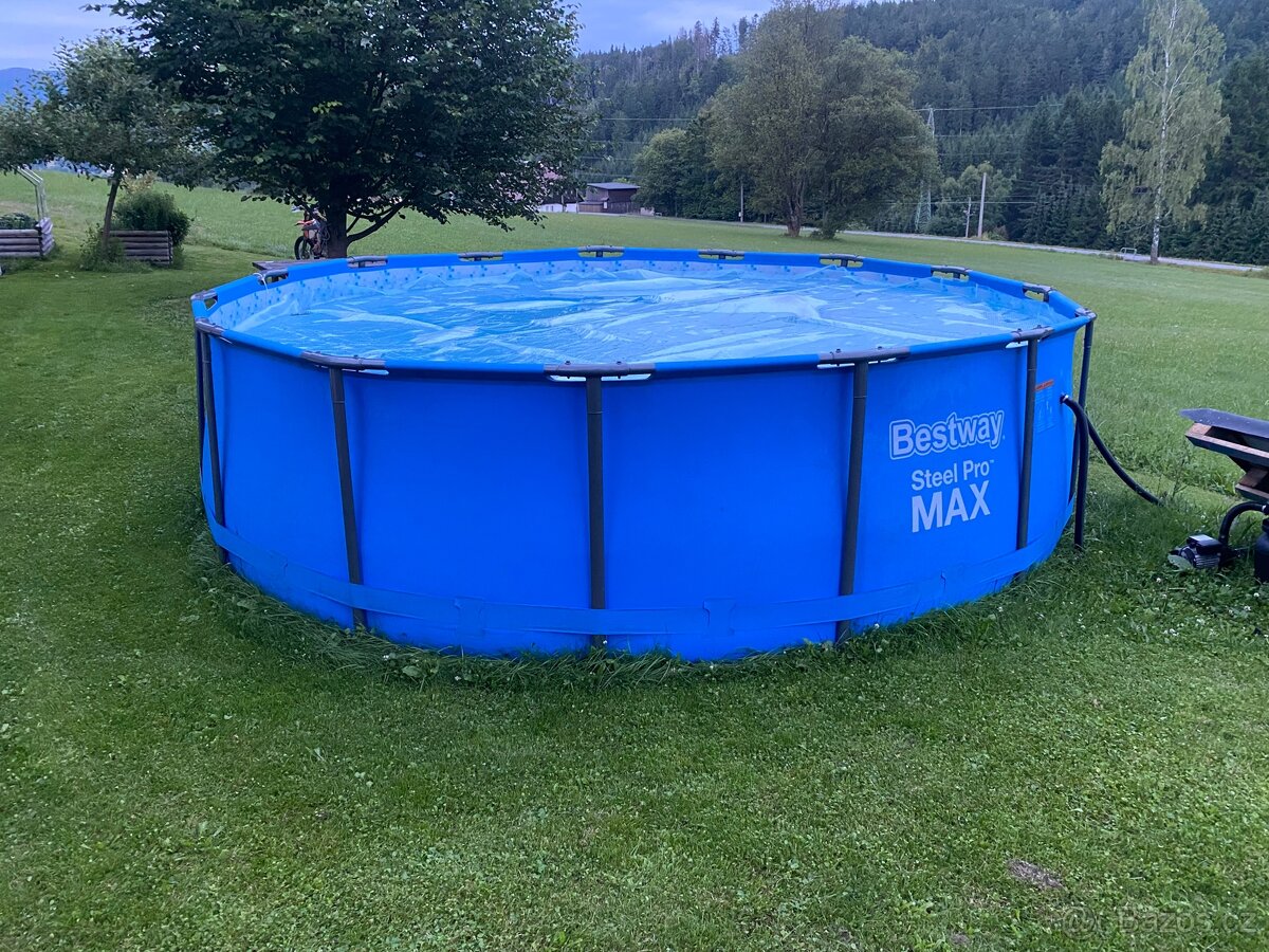 Bazén steel pro max
