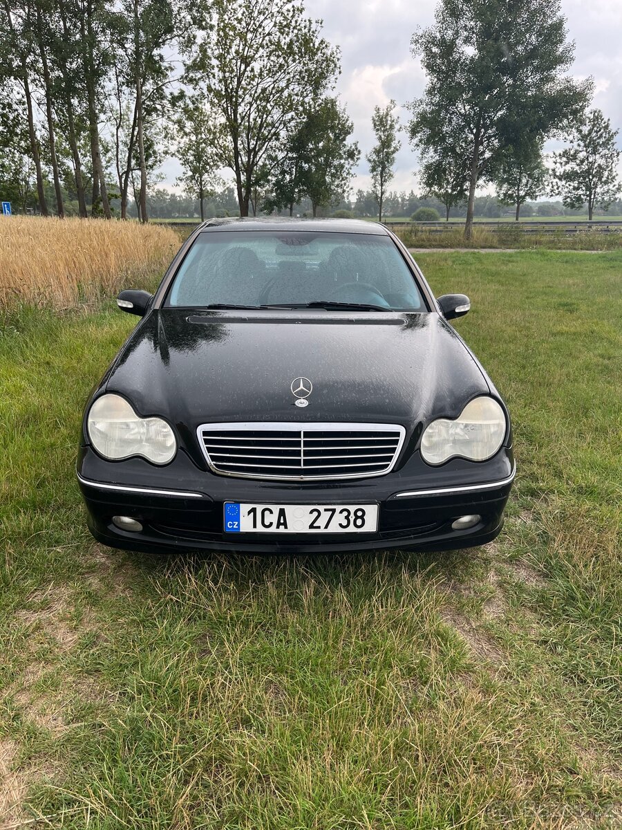 Mercedes benz třídy C W203 1.8 Kompressor