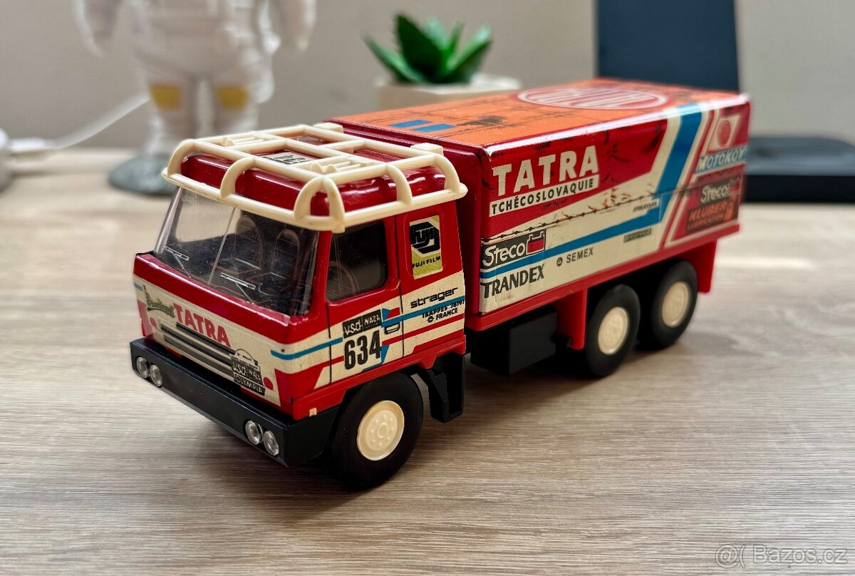 Retro Tatra 815 6x6 Rallye Paris-Dakar Kaden 1:43 ČSR