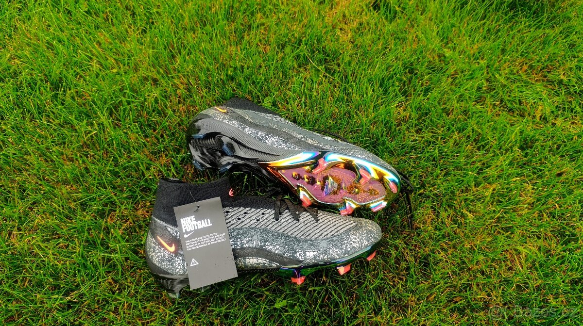 Nike Mercurial vapor 16 Elite x Air max 95 se 45