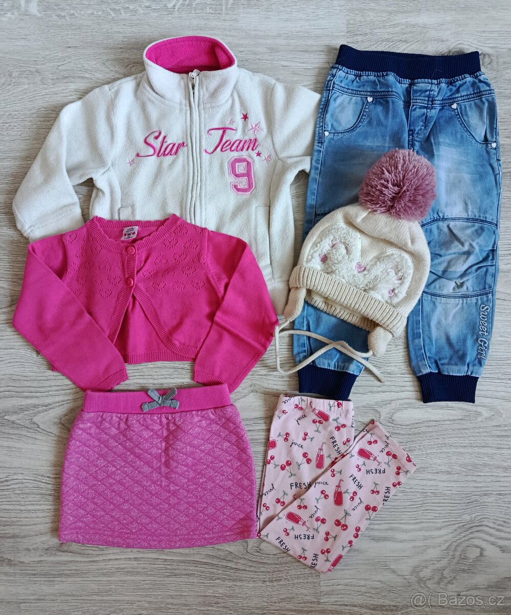 Set oblečení na holčičku velikosti 98