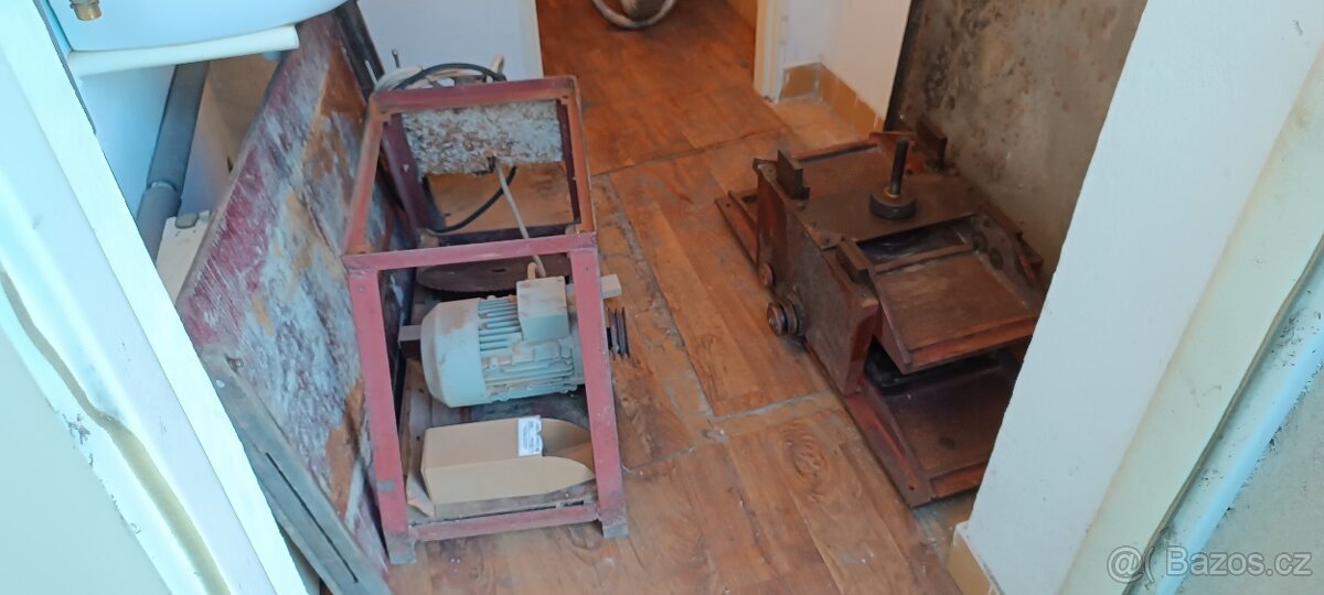 Cirkulárka s hoblovkou