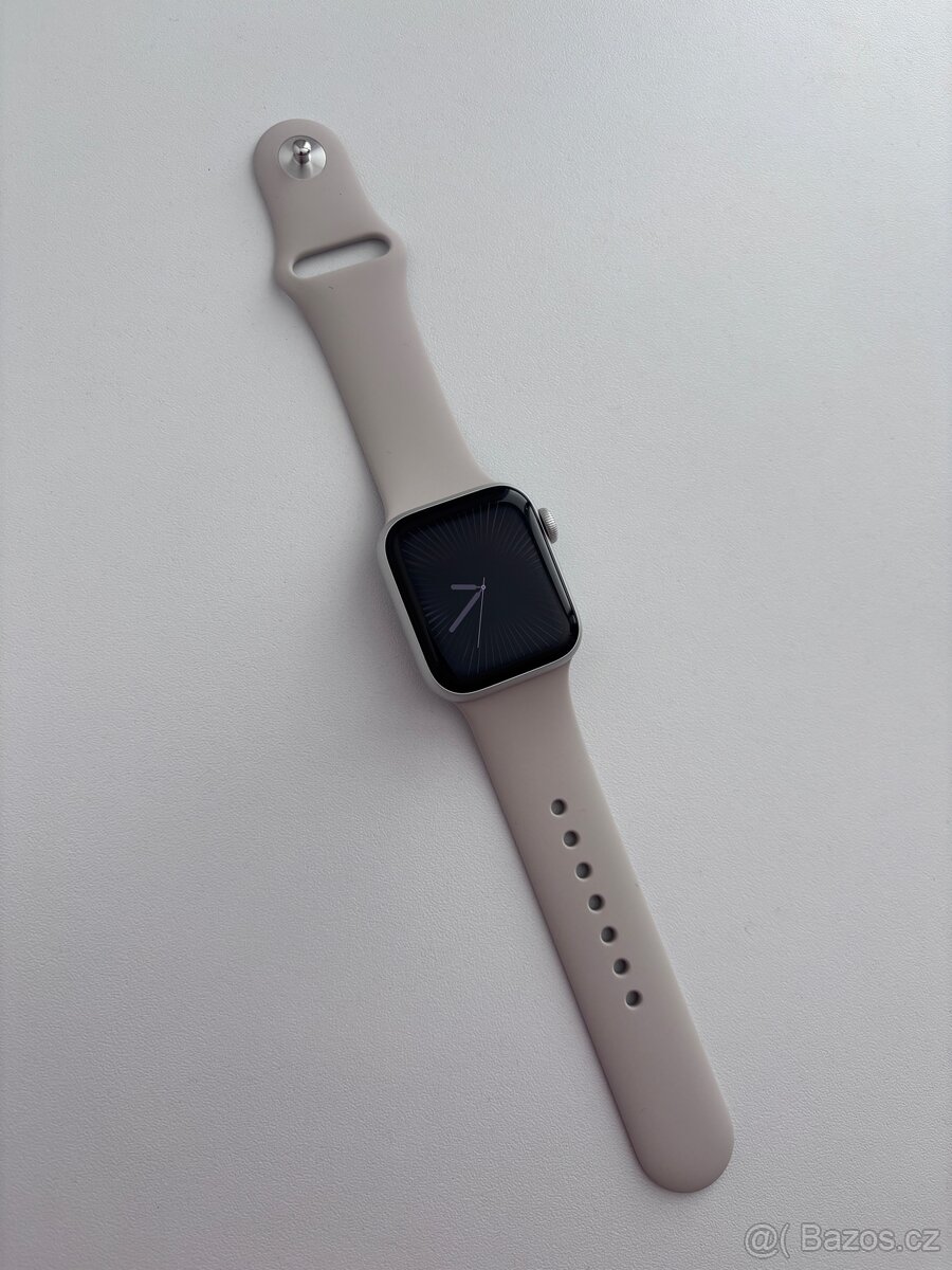 Apple watch SE 2023 40mm - 90% baterie, záruka