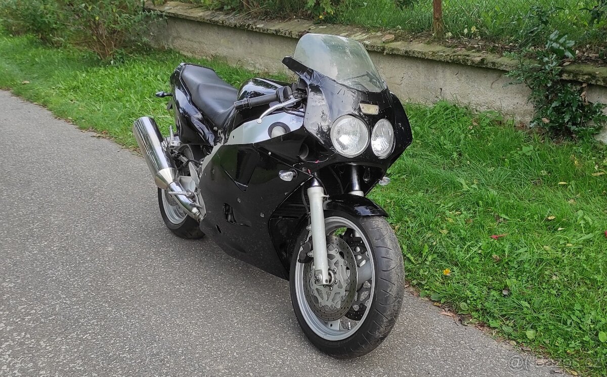 Yamaha FZR 1000 EXUP typ 3LE