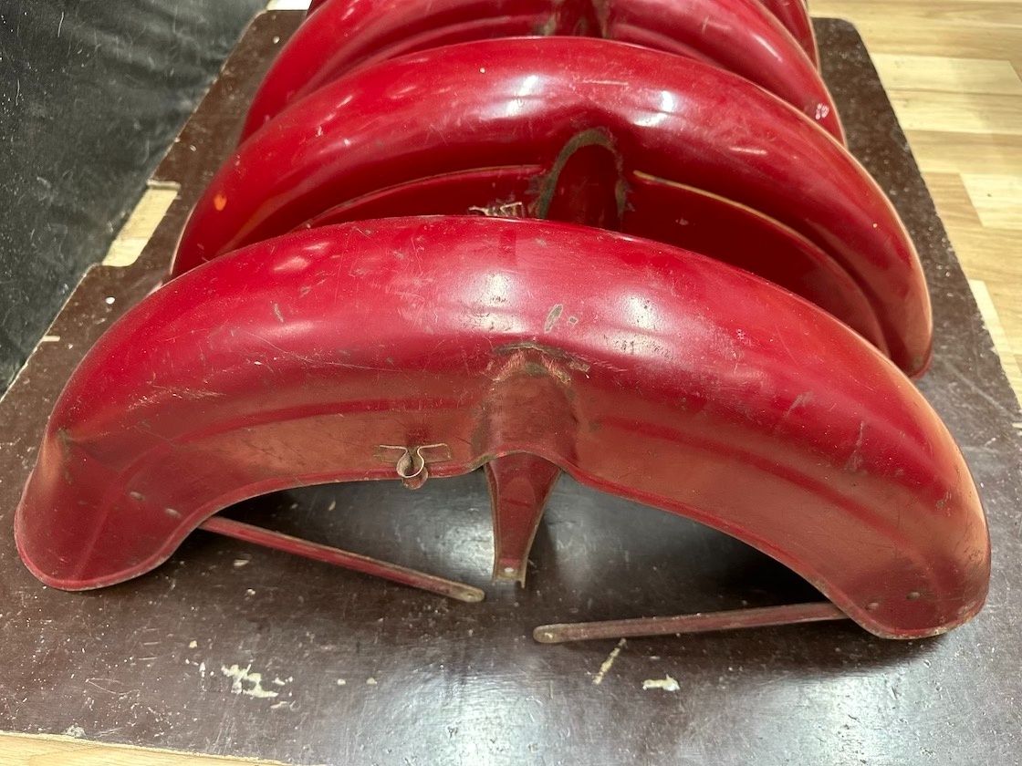 Predám prední blatník JAWA 250/559 350/360 panelka