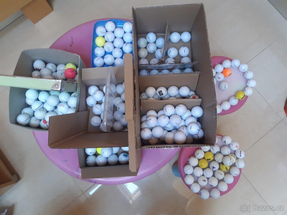 Prodám golfové míčky
