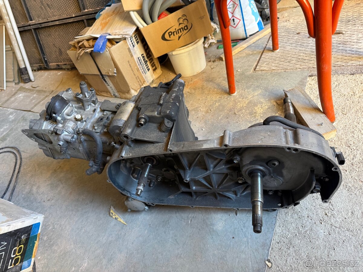 Motor S.Burgman 400 K7