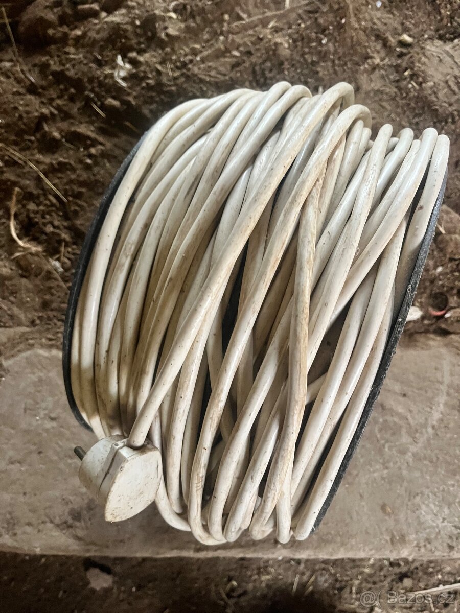 Prodlužovací kabel