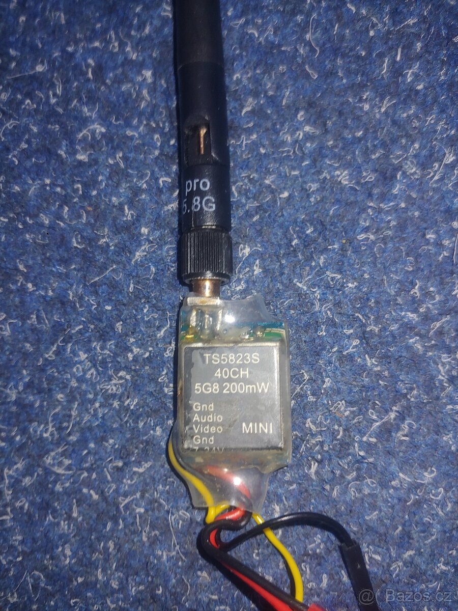 Analog video vysílač TS5823S mini 200mw