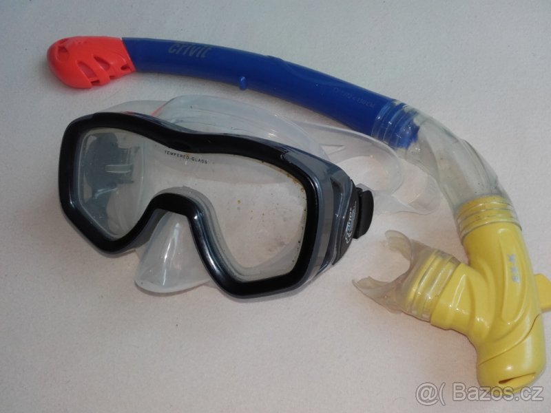 Potápěčské brýle, šnorchel