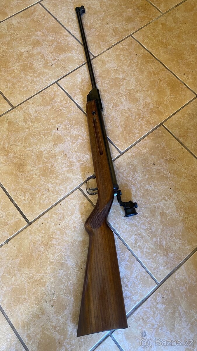 Vzduchovka Walther model 52