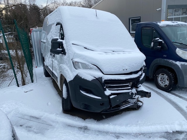 Peugeot Boxer L2H2 vozidlo na náhradní díly